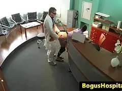 Człowiek sex grupowy online z dużym kutasem bardzo napalone